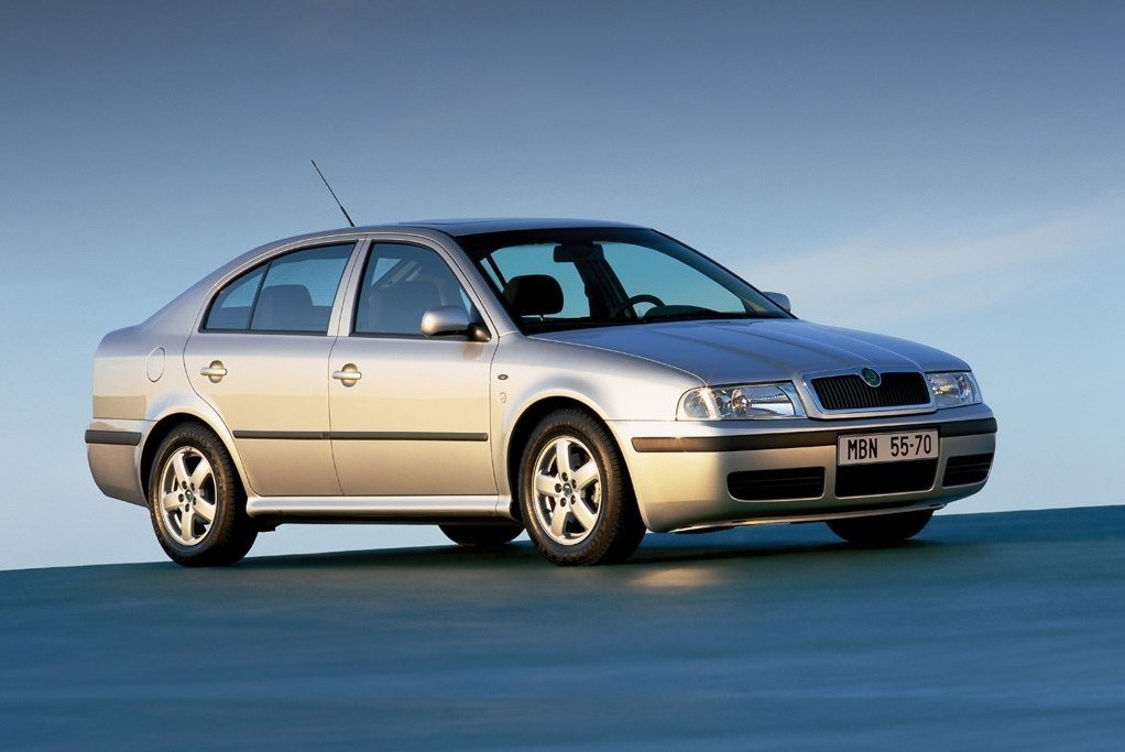 Аккумуляторы для Skoda Octavia Tour 1.6 бензин