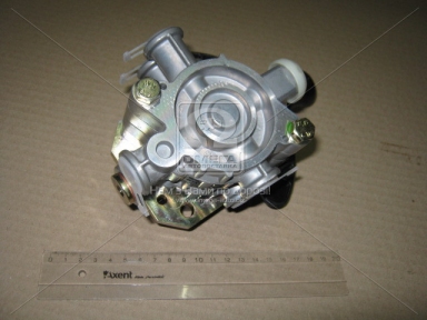 Кран подъема прицепа SV3111 (пр-во Truck Services) Кран подъема прицепа SV3111 (пр-во Truck Services)