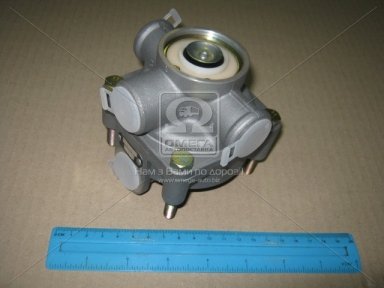 Клапан ускорительный VOLVO (пр-во Axut) Клапан ускорительный VOLVO (пр-во Axut)