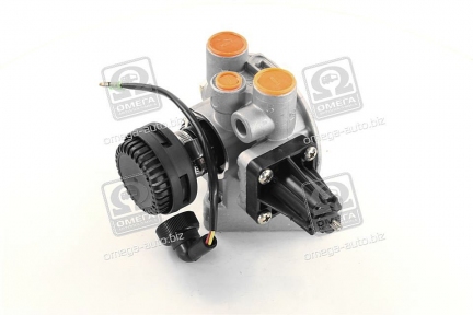 Кран Вологовідділювача 3-виходу MB, MAN, IVECO, DAF (без фільтра) <ДК> Кран Вологовідділювача 3-виходу MB, MAN, IVECO, DAF (без фільтра) <ДК>